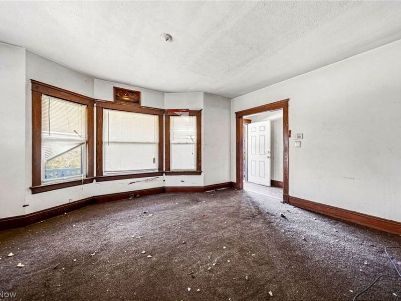 9920 Olivet Avenue, Cleveland, OH 44108 Photo 6