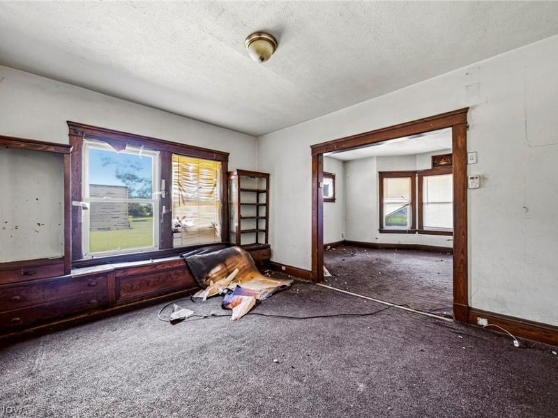 9920 Olivet Avenue, Cleveland, OH 44108 Photo 8