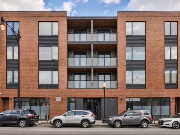 2111 S Halsted Street , Unit 202, Chicago, IL 60608