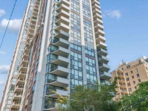 1340 N Astor Street , Unit 1307, Chicago, IL 60610