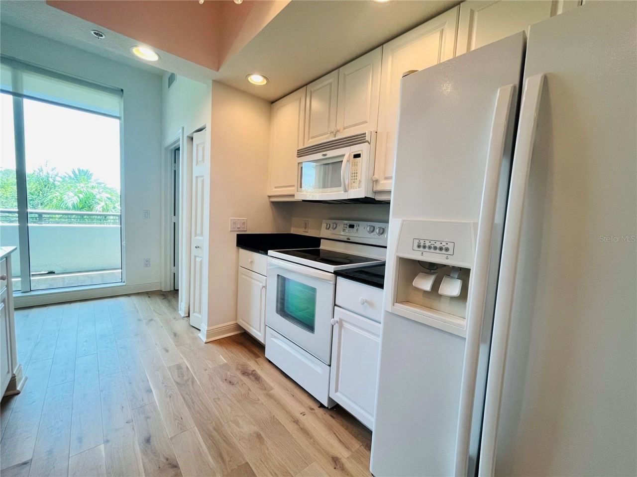 800 N Tamiami Trail , Unit 205, Sarasota, FL 34236 Photo