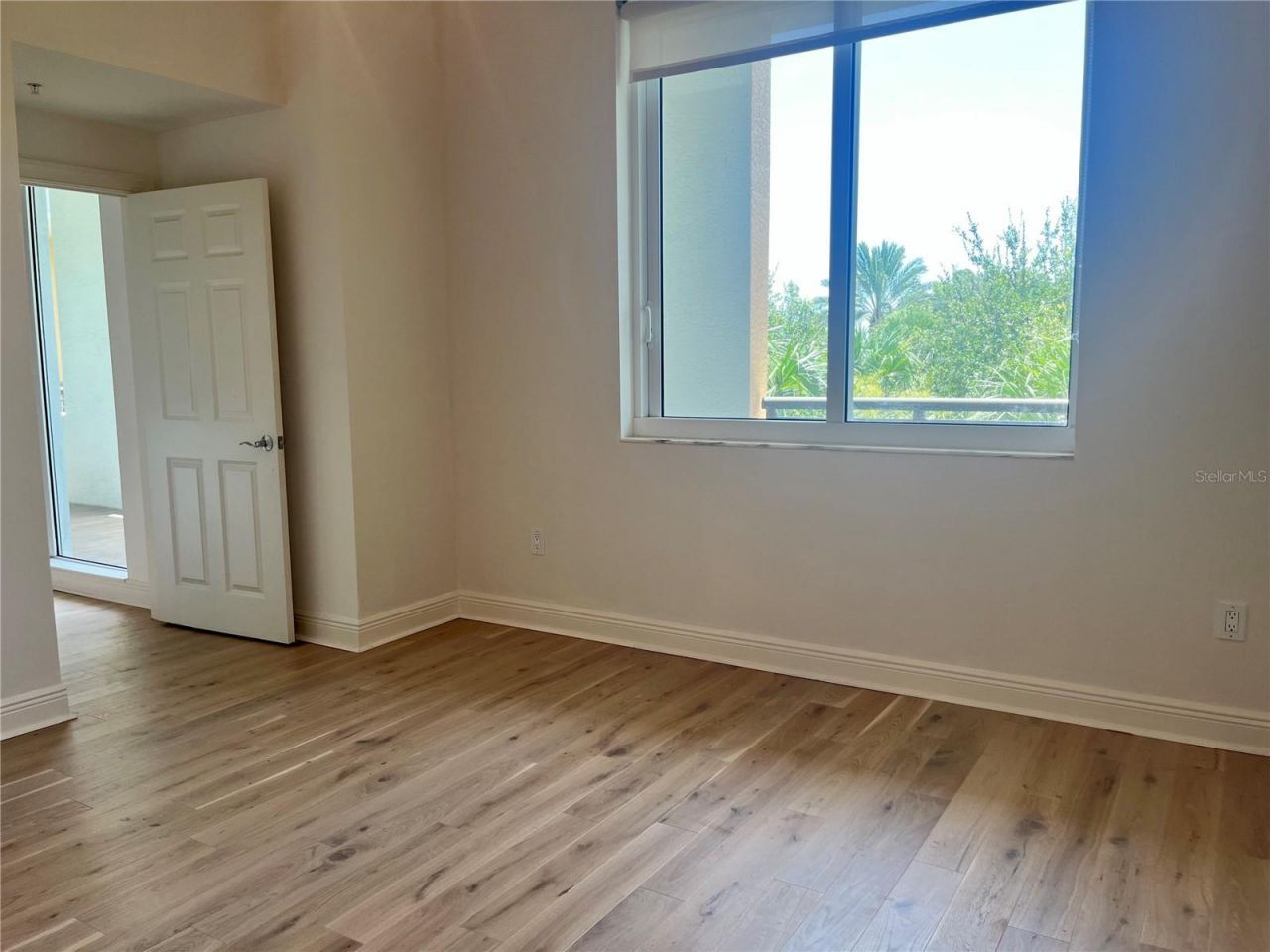 800 N Tamiami Trail , Unit 205, Sarasota, FL 34236 Photo