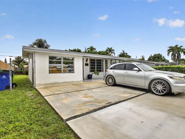 2331 Flamingo Dr , Miramar, FL 33023
