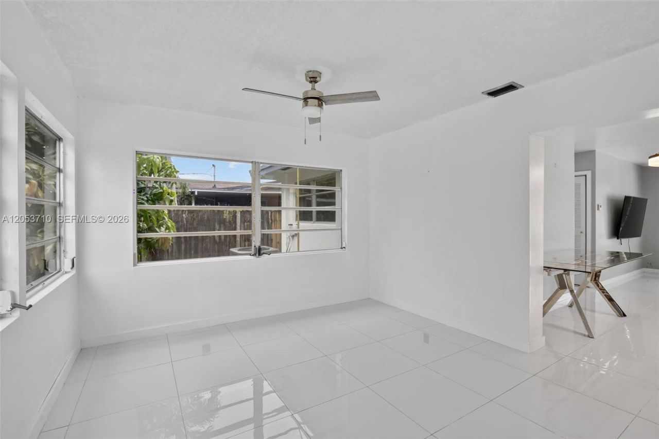 2331 Flamingo Dr , Miramar, FL 33023 Photo