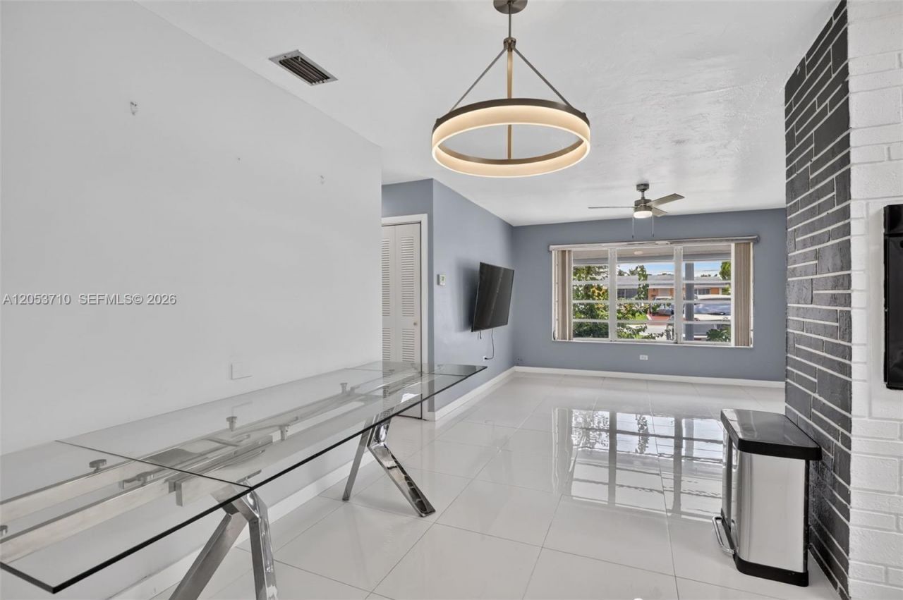 2331 Flamingo Dr , Miramar, FL 33023 Photo