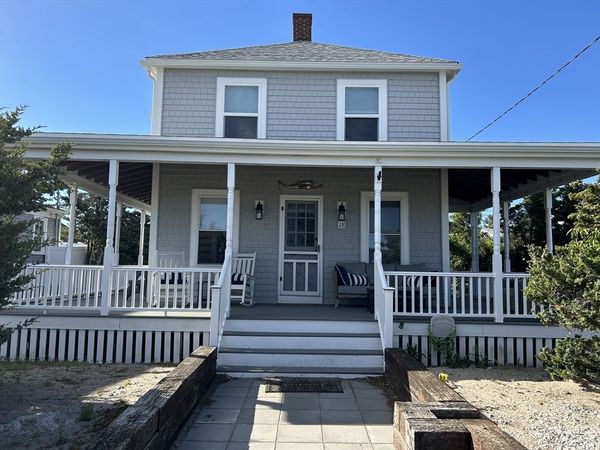 18 Marshfield Ave, Scituate, MA 02066