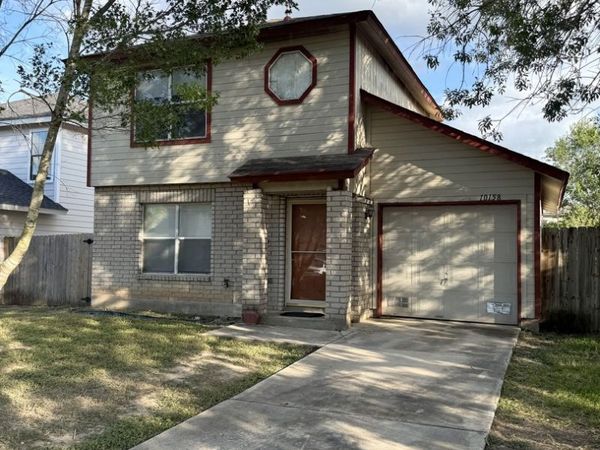 10158 Bastrop Crk, San Antonio, TX 78245
