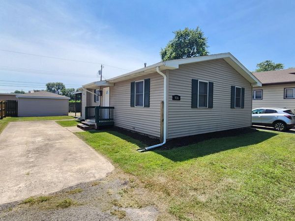 916 Cherry Street, Hammond, IN 46324