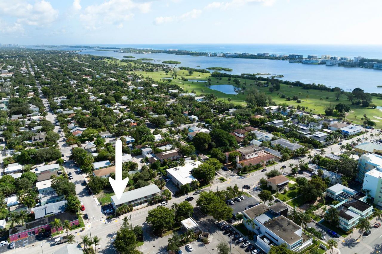 220 Lucerne Avenue, Unit 4, Lake Worth Beach, FL 33460 Photo