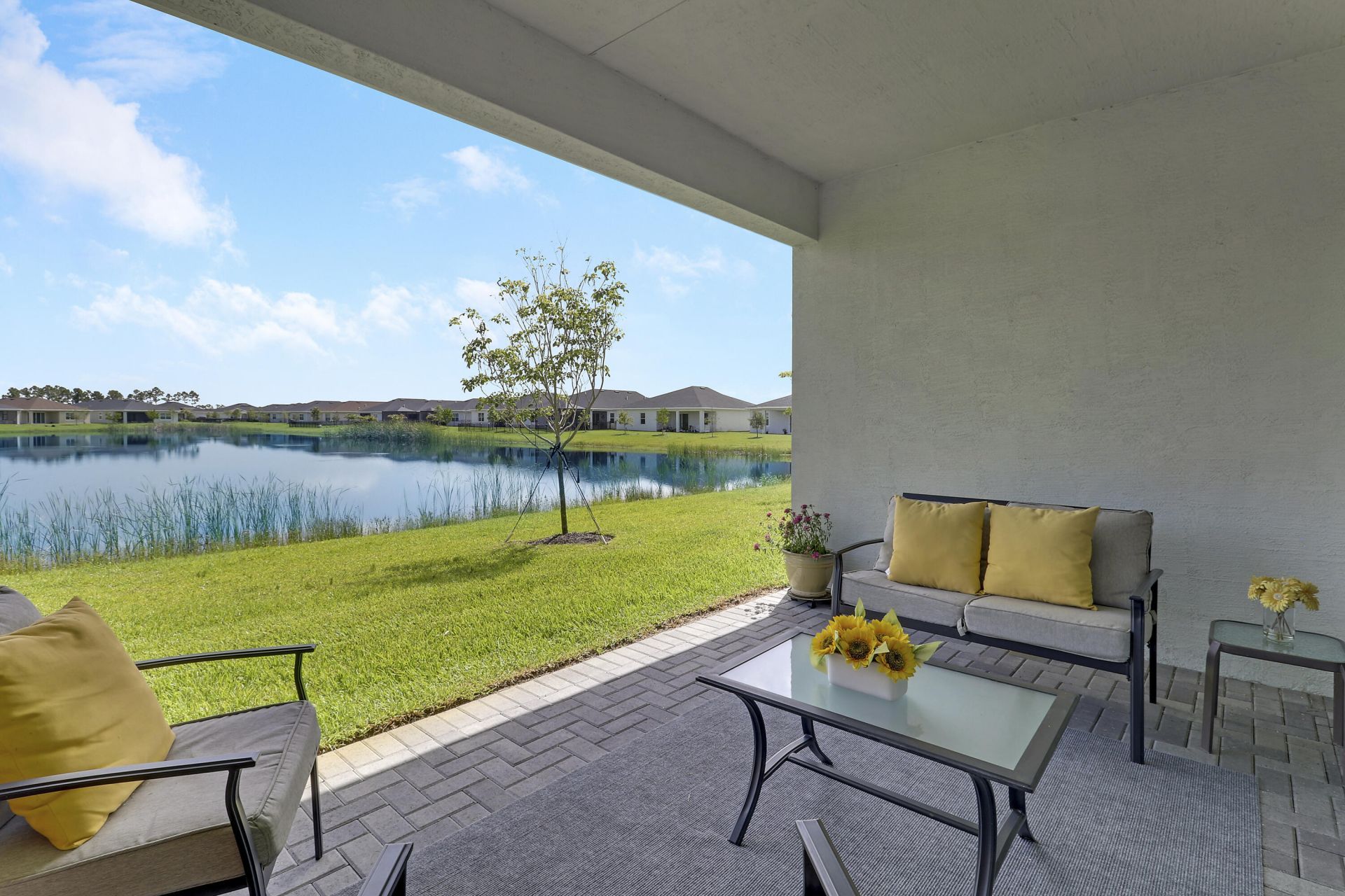 1960 SE Crosswood Way, Port Saint Lucie, FL 34984 Photo