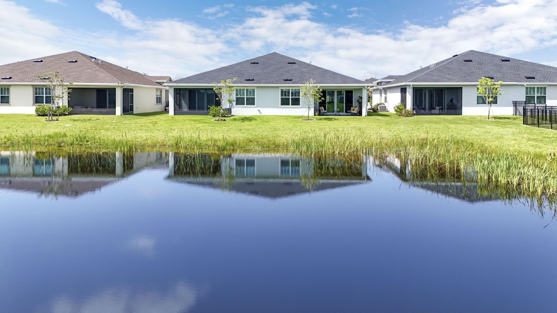 1960 SE Crosswood Way, Port Saint Lucie, FL 34984 Photo