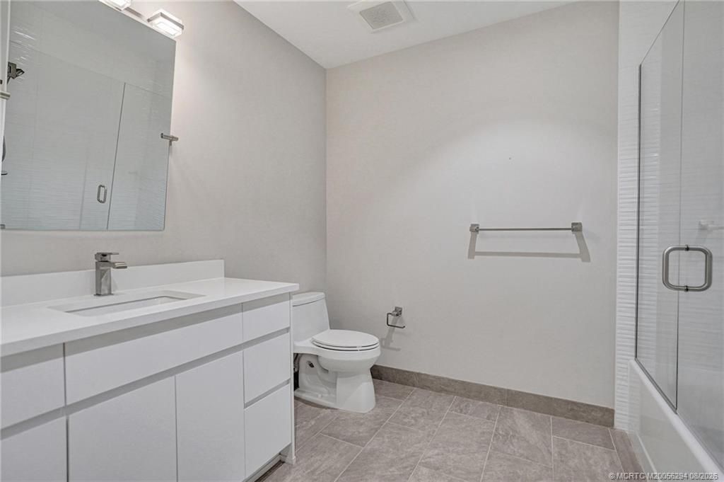 41 Seminole SW Street, Unit Apt #209, Stuart, FL 34994 Photo