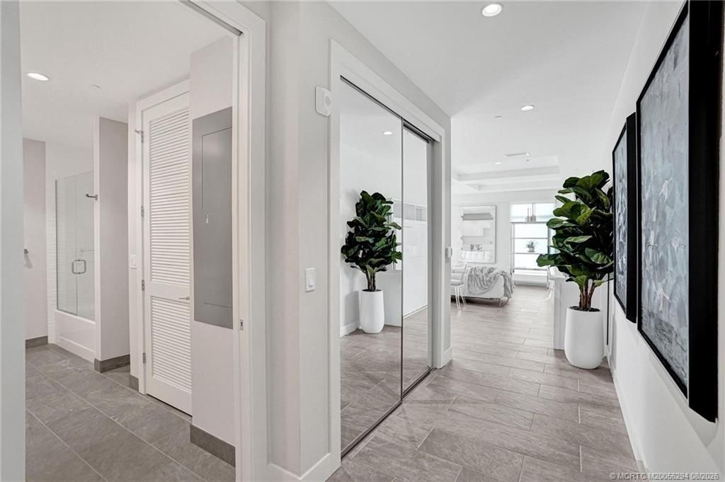 41 Seminole SW Street, Unit Apt #209, Stuart, FL 34994 Photo