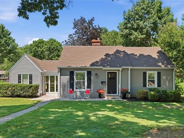 636 Hillside Avenue, Liberty, MO 64068