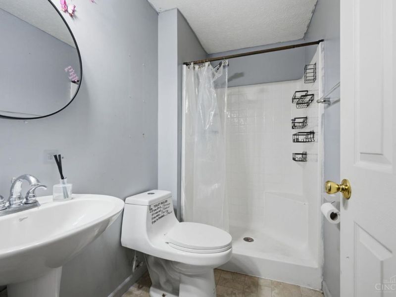 406 Princeton Drive, Trenton, OH 45067 Photo 7