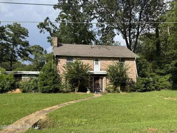1710 Hillview Drive, Jackson, MS 39211