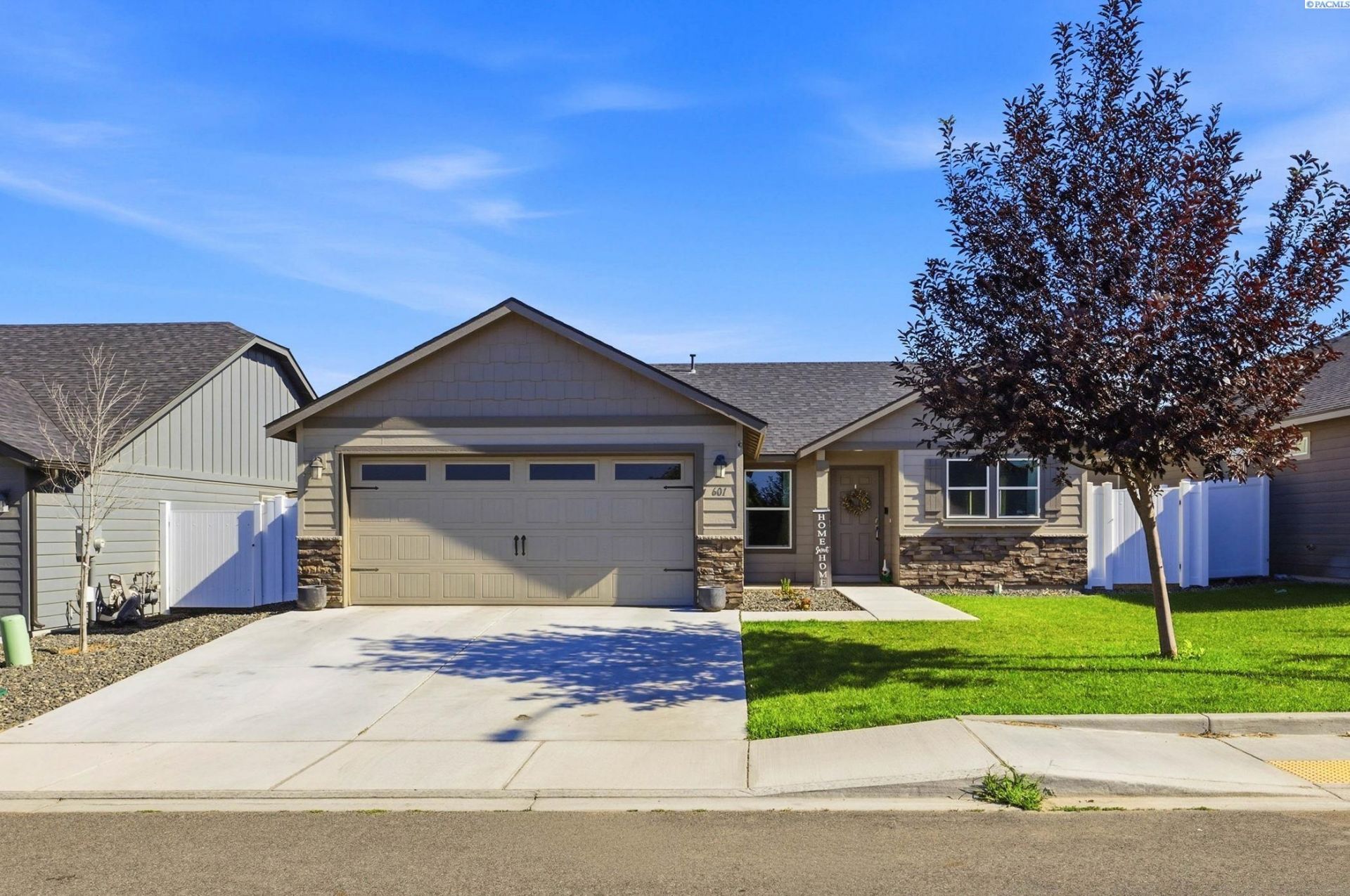 601 Marysville Way, Richland, WA 99352 Main Photo