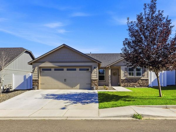 601 Marysville Way, Richland, WA 99352