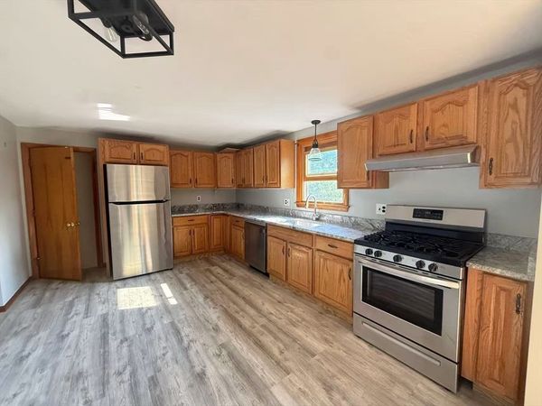 27-29 Normandy Avenue, Unit 2, Cambridge, MA 02138