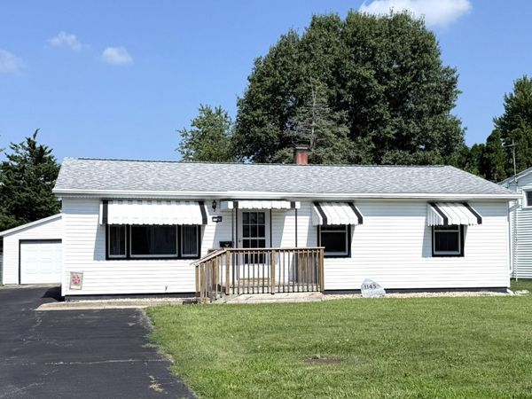 1145 BRIDGE Avenue, Galesburg, IL 61401