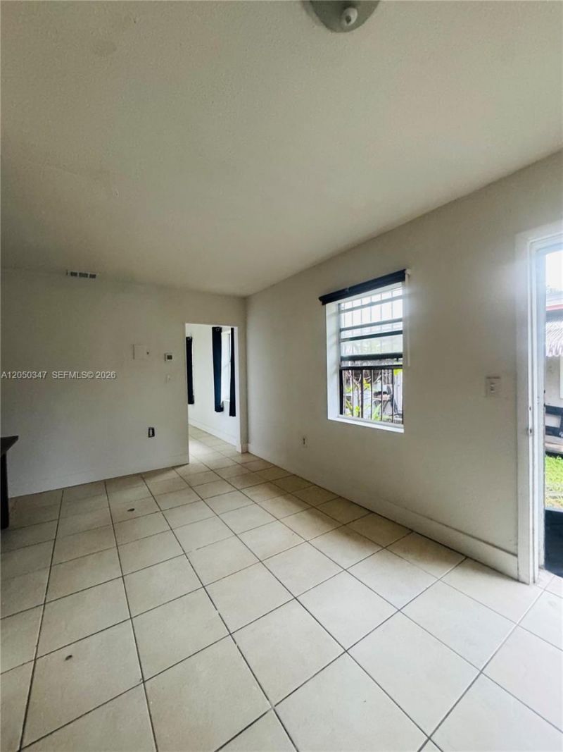800 NW 56 Street, Unit 3, Miami, FL 33127 Photo