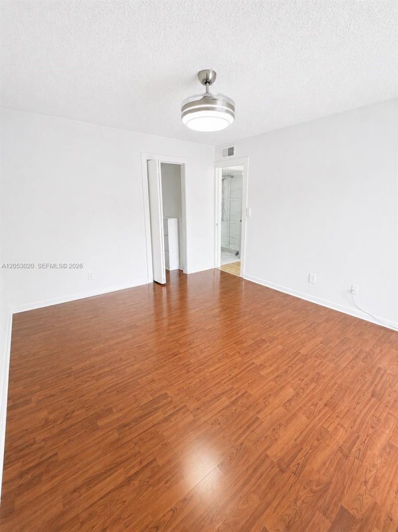 530 S Park Rd , Unit 24-11, Hollywood, FL 33021 Photo