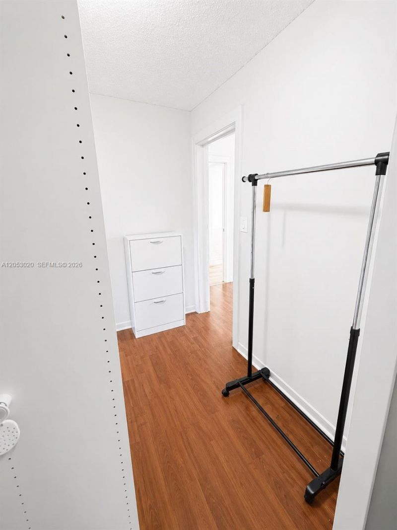 530 S Park Rd , Unit 24-11, Hollywood, FL 33021 Photo
