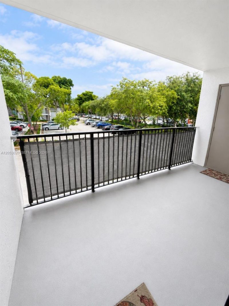 530 S Park Rd , Unit 24-11, Hollywood, FL 33021 Photo