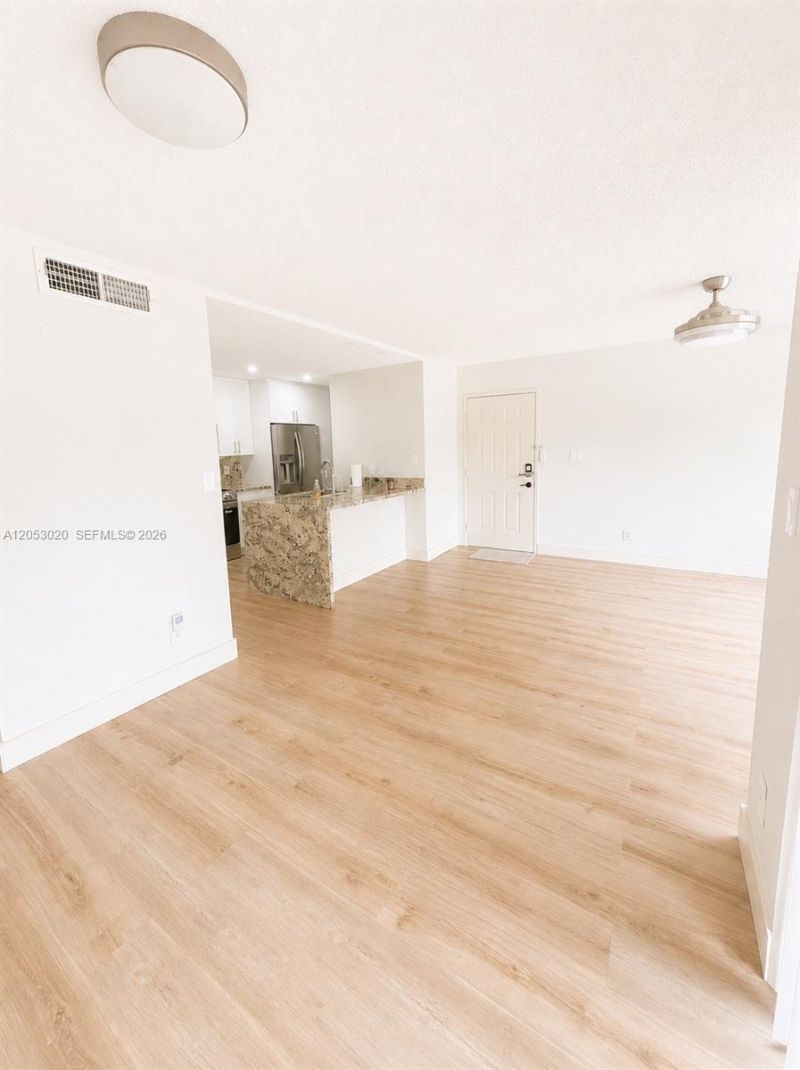 530 S Park Rd , Unit 24-11, Hollywood, FL 33021 Photo