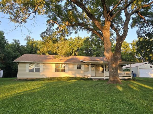 3540 N Farm Road 175 , Springfield, MO 65803