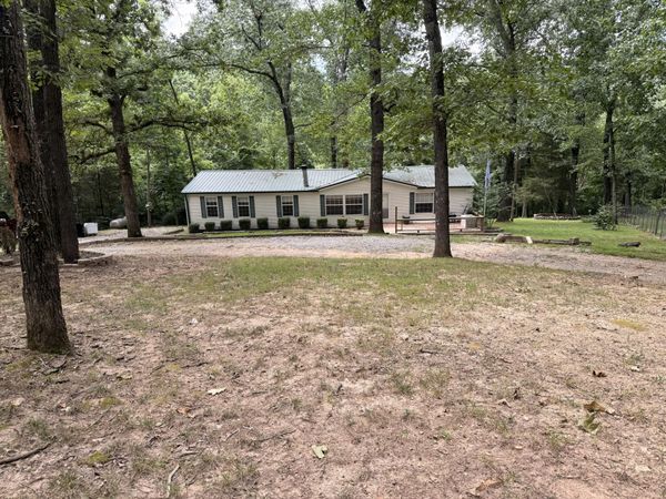943 Hickory Lane , Pineville, MO 64856