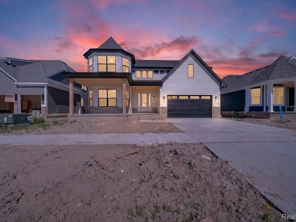 54462 Brenda Drive , Macomb Twp, MI 48042
