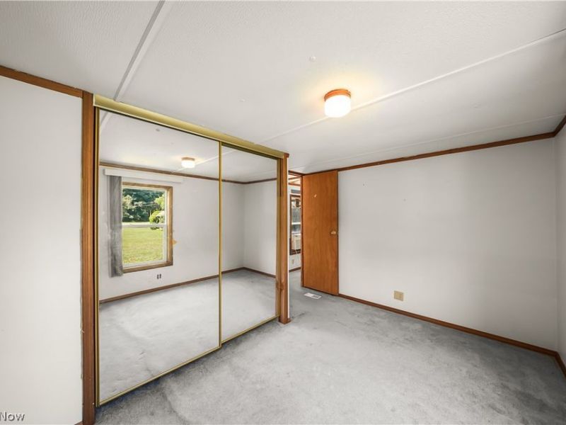 10748 Woodard Road, Deerfield, OH 44411 Photo 12