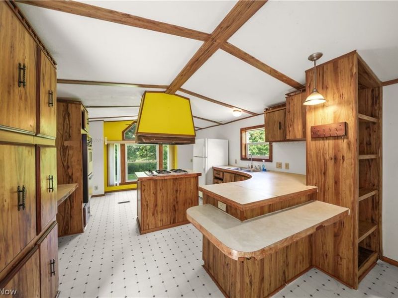 10748 Woodard Road, Deerfield, OH 44411 Photo 8