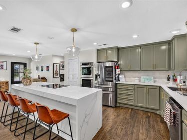 7166 Dalewood Lane, Dallas, TX 75214