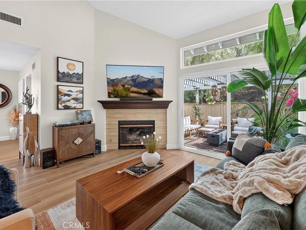 55 Sandalwood, Aliso Viejo, CA 92656