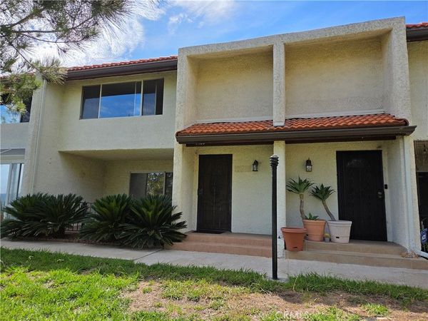 7908 Via Magdalena, Burbank, CA 91504