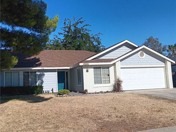 37623 Lilacview, Palmdale, CA 93550