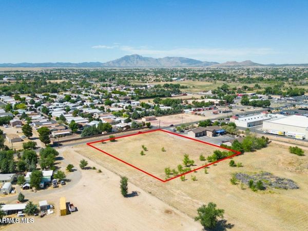 E Road 2 North Road, Unit -, Chino Valley, AZ 86323