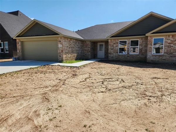 1906 Topaz Road, Pryor, OK 74361