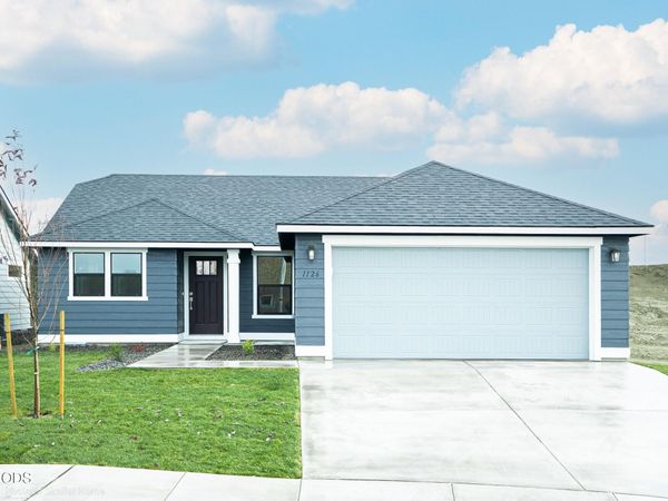 3718 Luchu Street, Unit 95, Medford, OR 97504