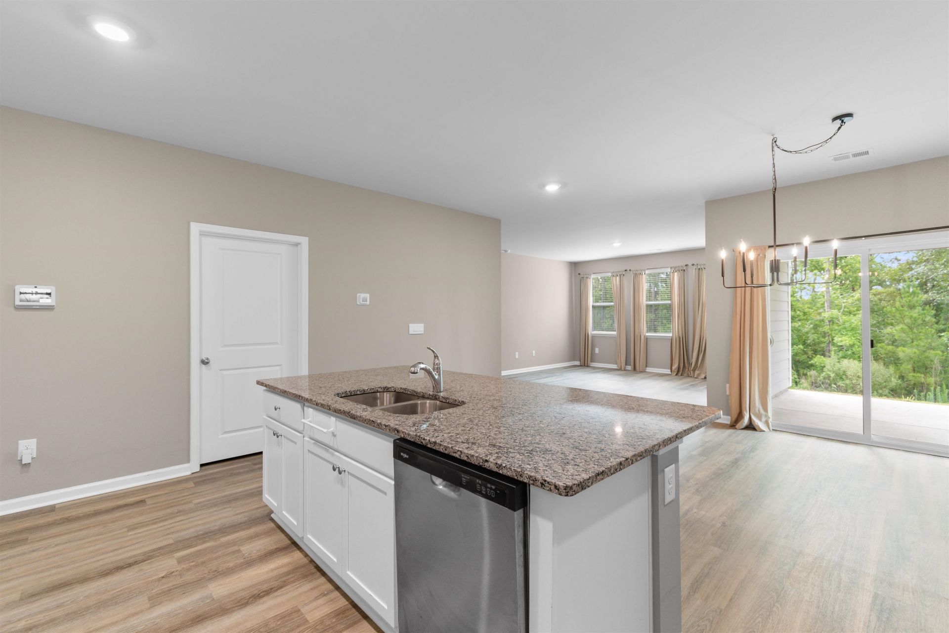 1102 Black Lake Way Photo 10