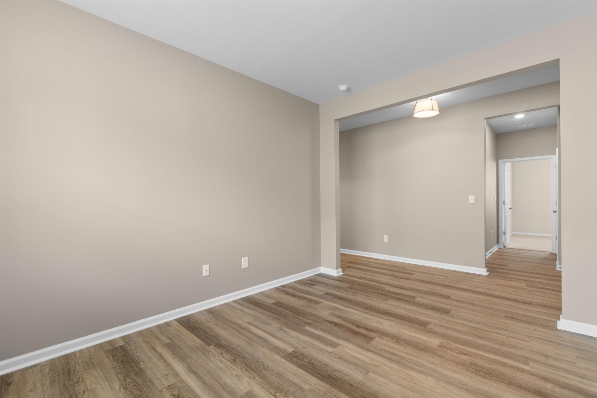 1102 Black Lake Way Photo 15