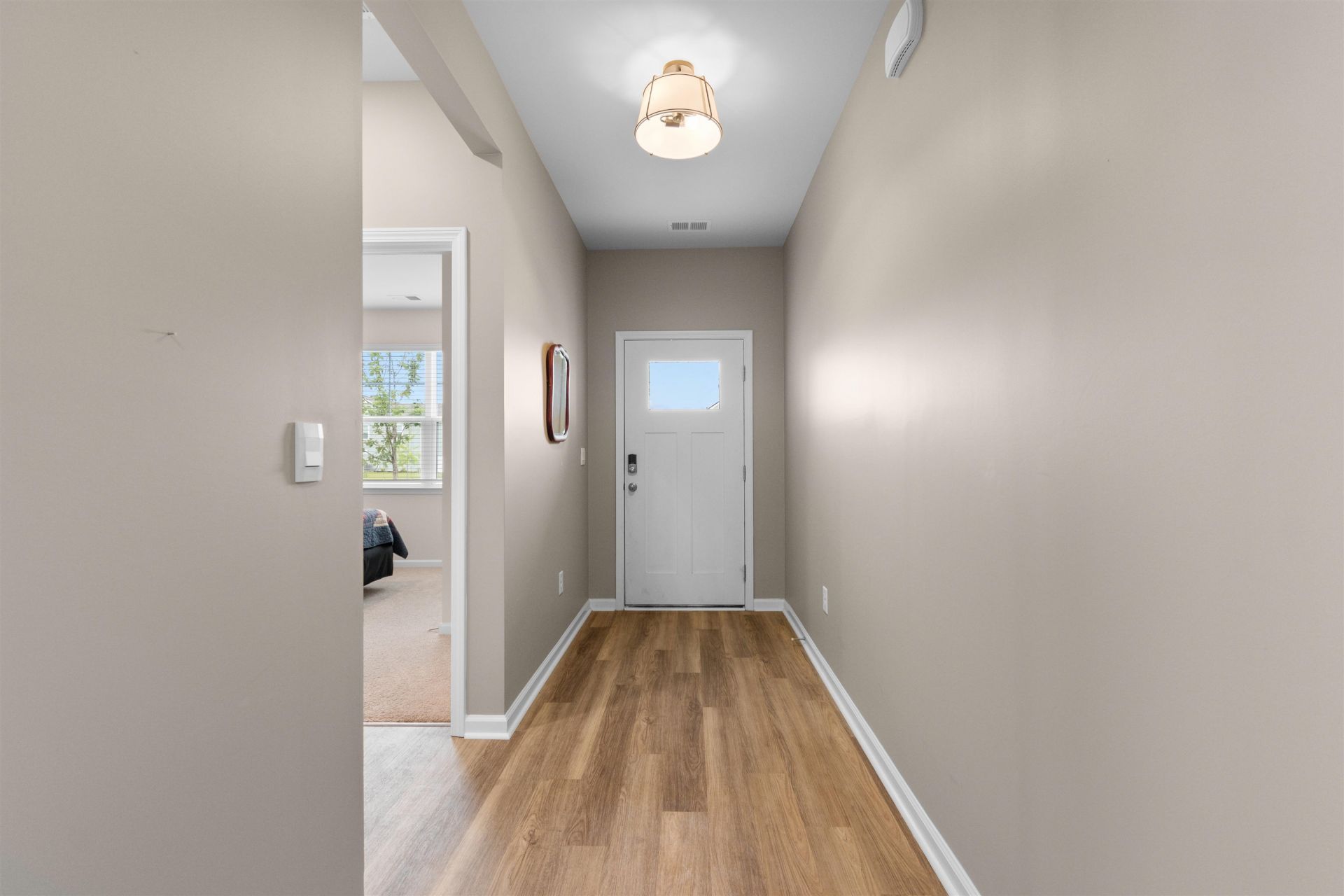 1102 Black Lake Way Photo 4