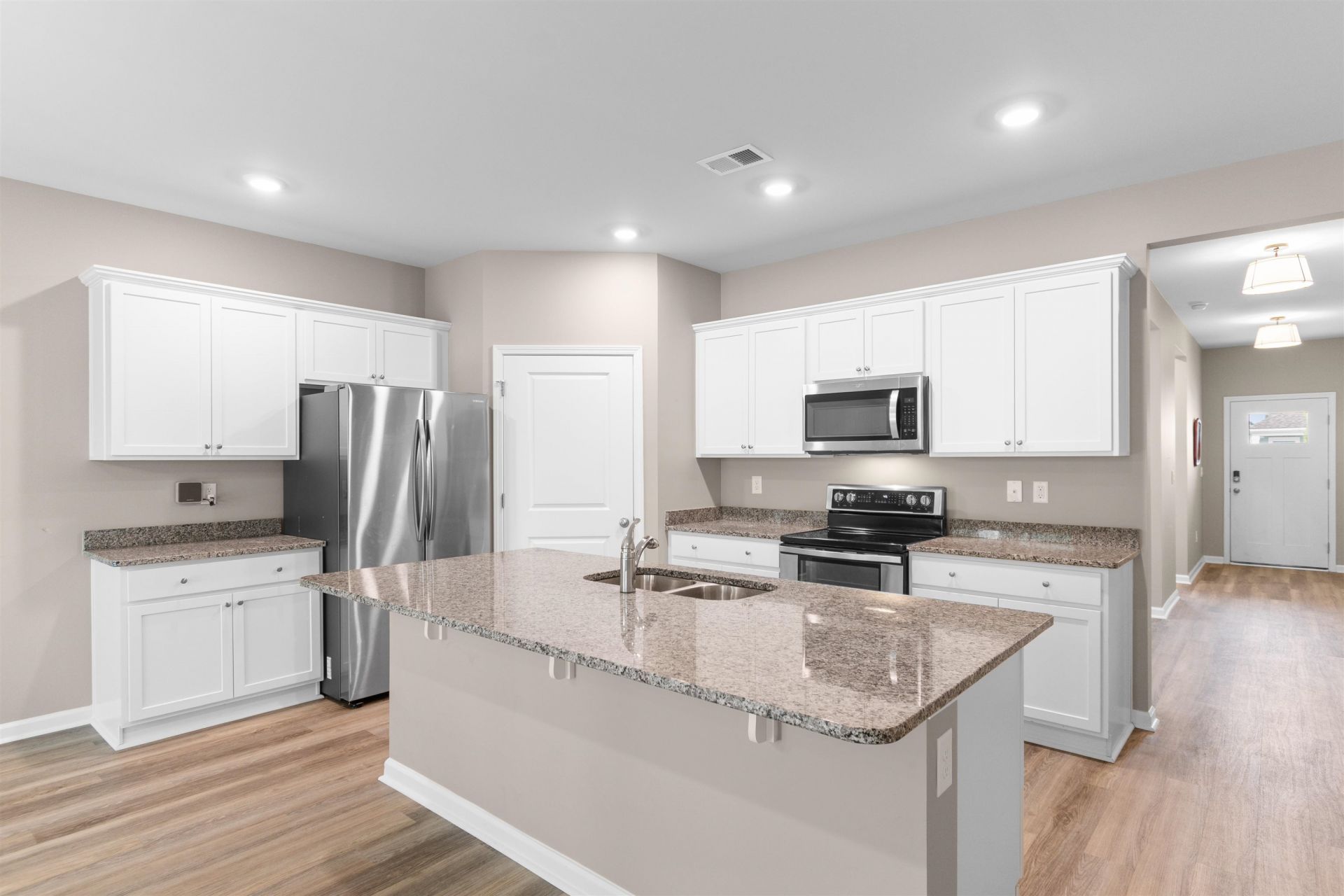 1102 Black Lake Way Photo 7