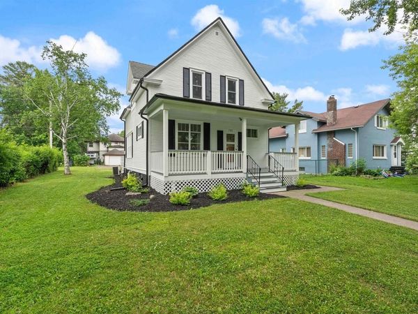 706 E 7th St, Superior, WI 54880