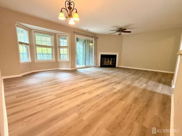 902 Woodhaven Drive , Edison, NJ 08817
