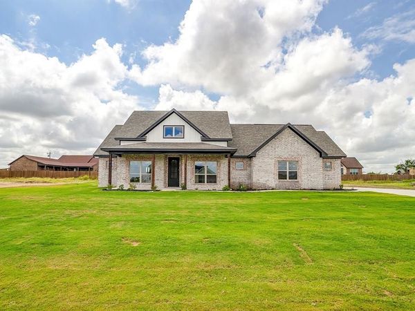 1120 Samantha Dr , Nemo, TX 76070