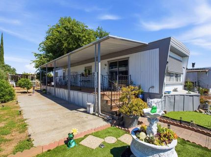 67 Village Green Dr, Sacramento, CA 95838 Photo