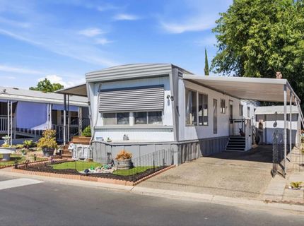 67 Village Green Dr, Sacramento, CA 95838 Photo